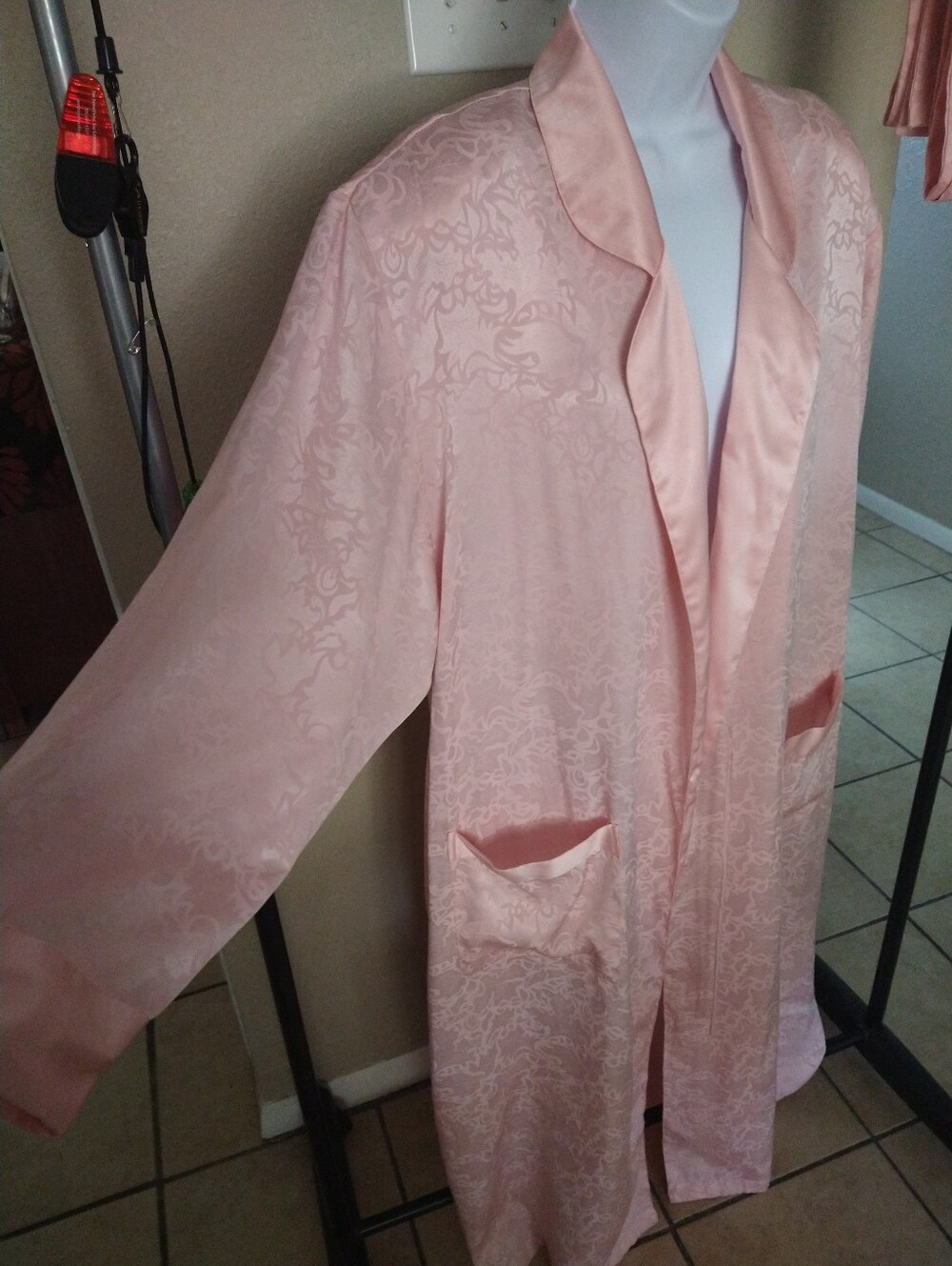 Victoria Secret Medium Robe - Picture 3 of 16